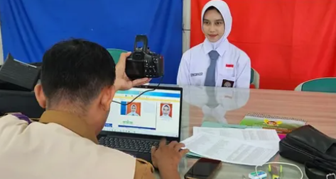 Dispendukcapil Kota Kediri Jemput Bola Rekam E-KTP Lewat Program Goes to School